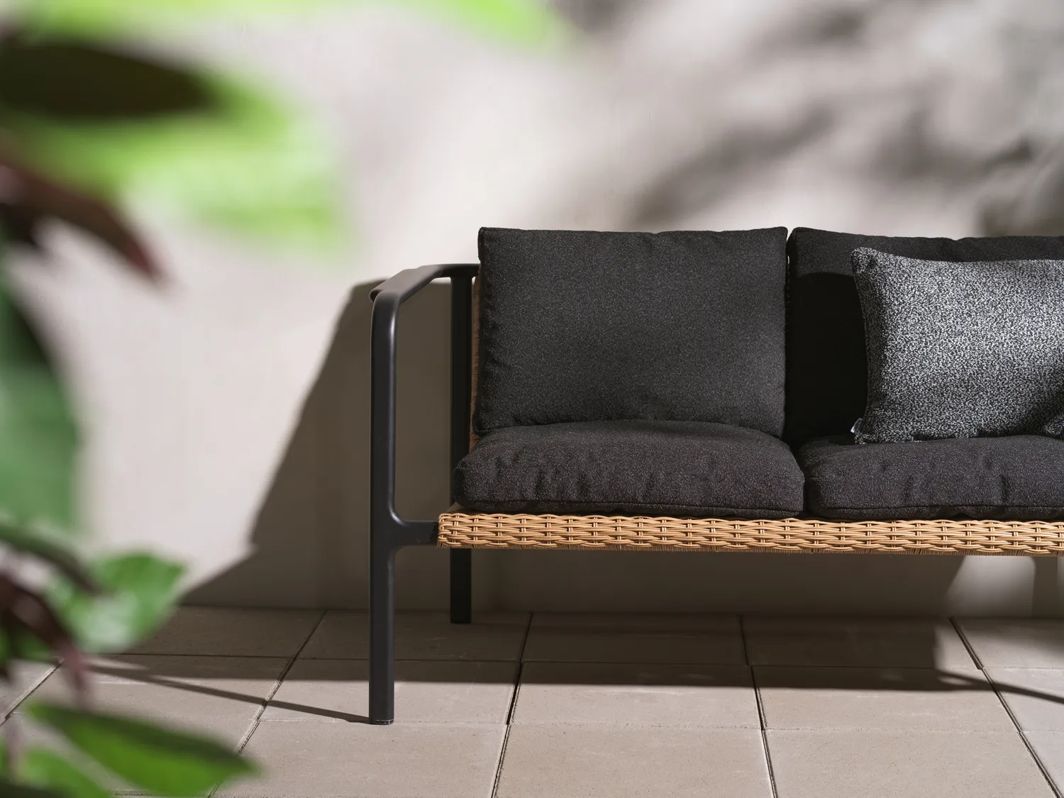 Divano Motty, Nero-teddy black, 2 posti Brafab