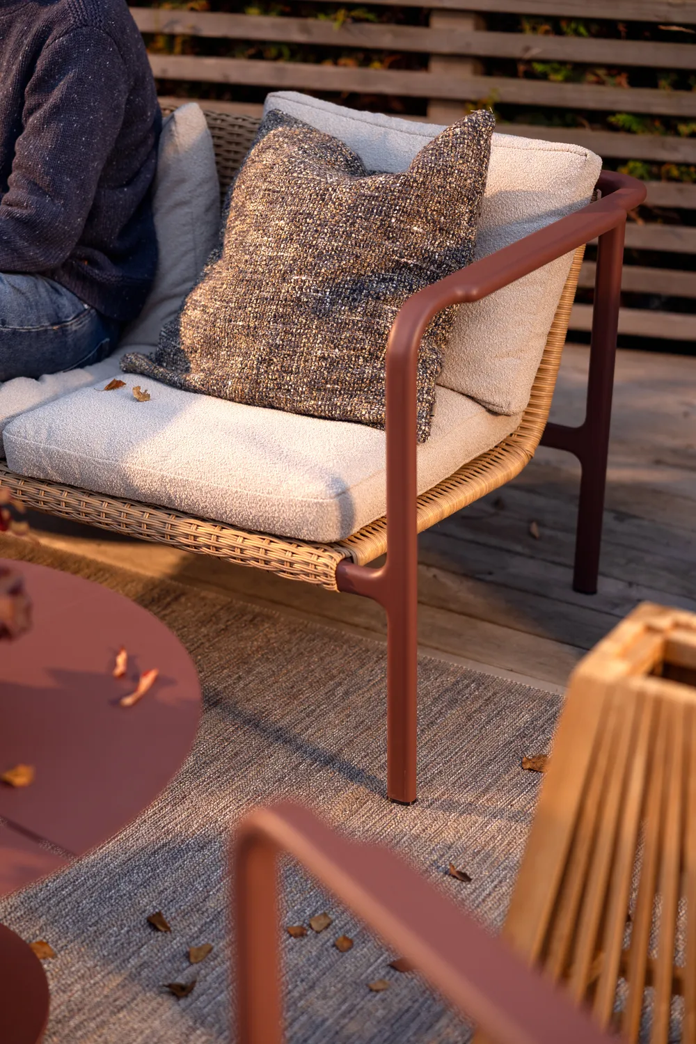 Divano Motty, Zin red-teddy beige, 2 posti Brafab