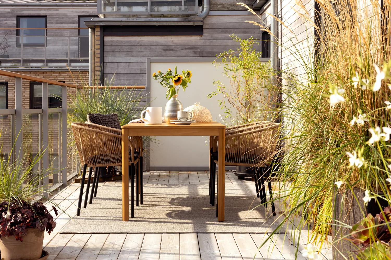 Poltrona Delta, Nero-naturale Brafab