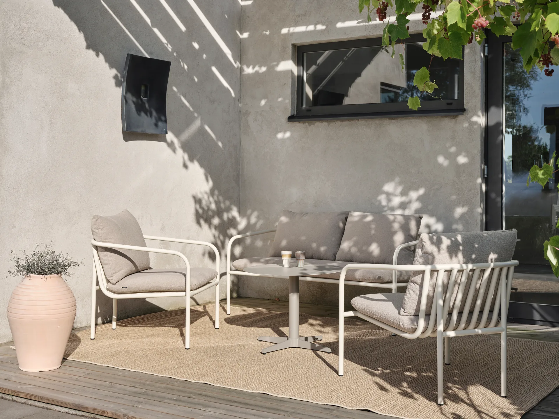 Poltrona lounge Bendt, Teddy beige-peach Brafab