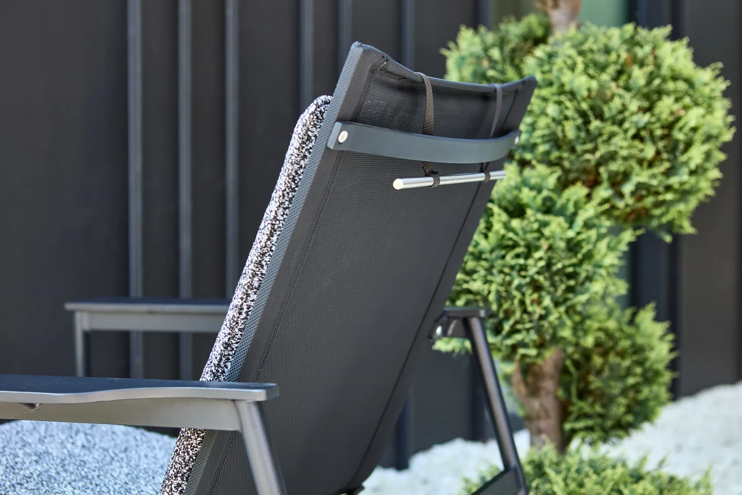 Poltrona lounge Soro, Nero-teddy ant Brafab