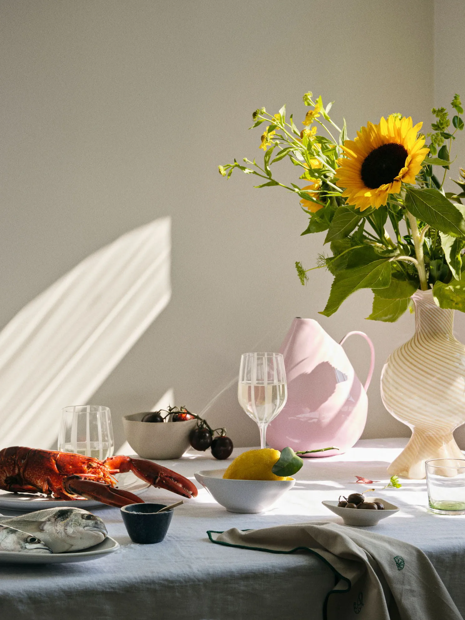 Bicchiere da vino bianco Stripe 35 cl, Clear-white stripes Broste Copenhagen