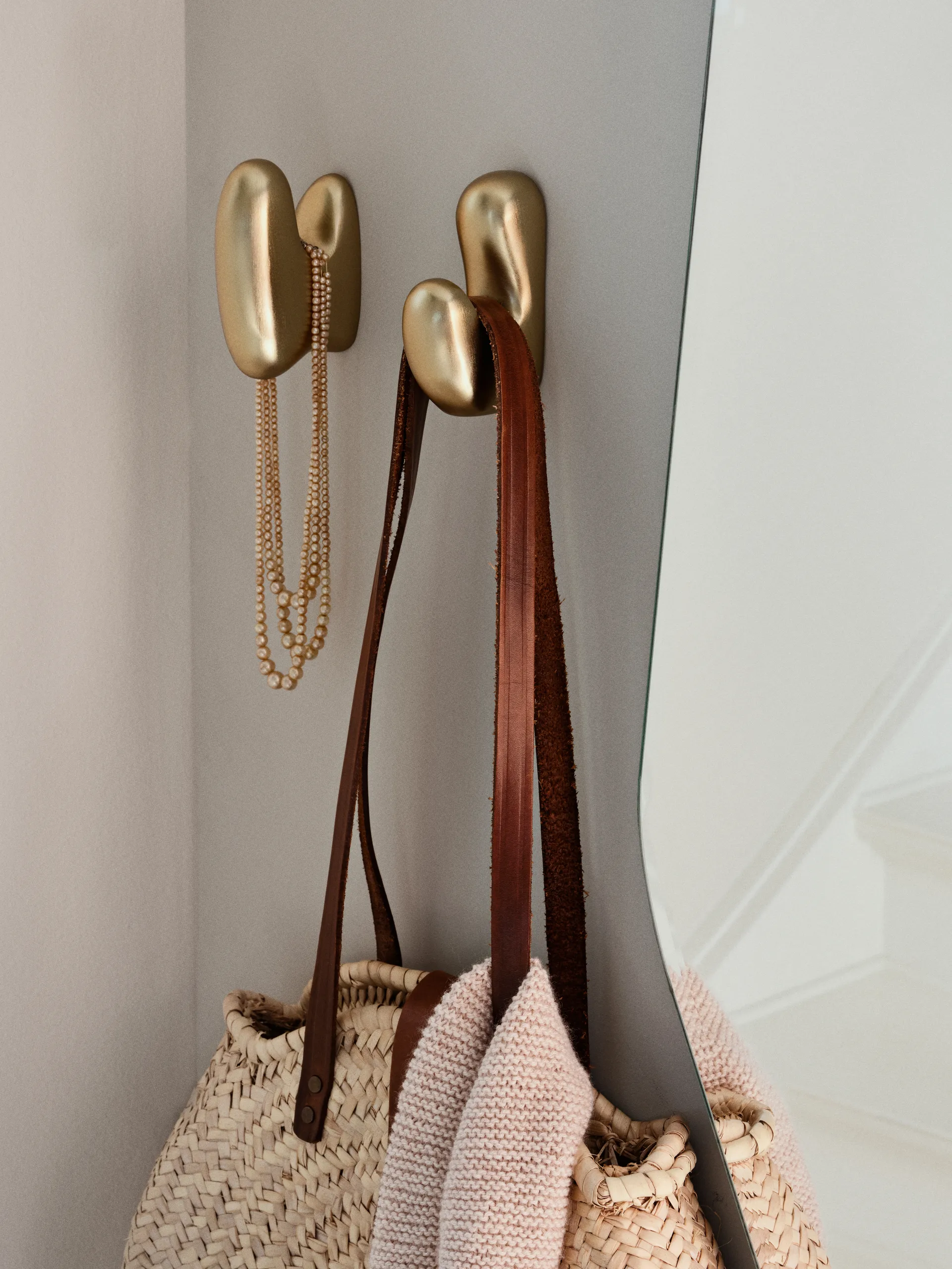 Gancio Roberta 10x7 cm, Brass finish Broste Copenhagen