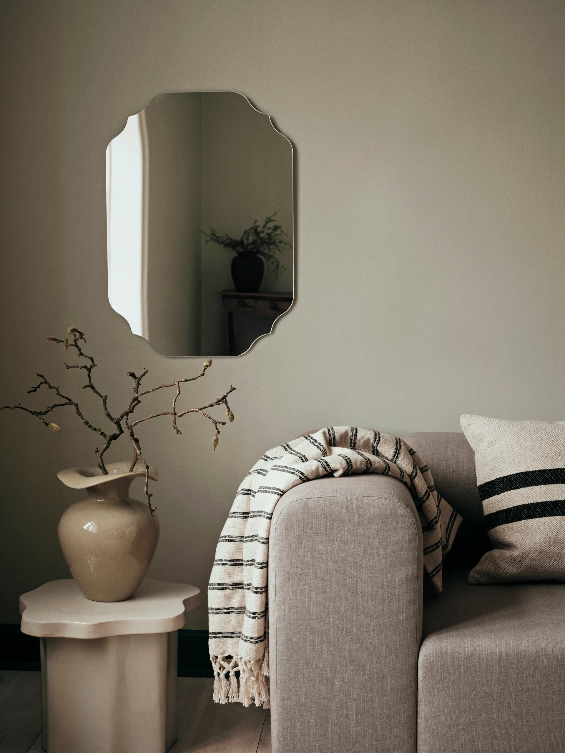 Vaso Florentina M 32 cm, Beige Broste Copenhagen