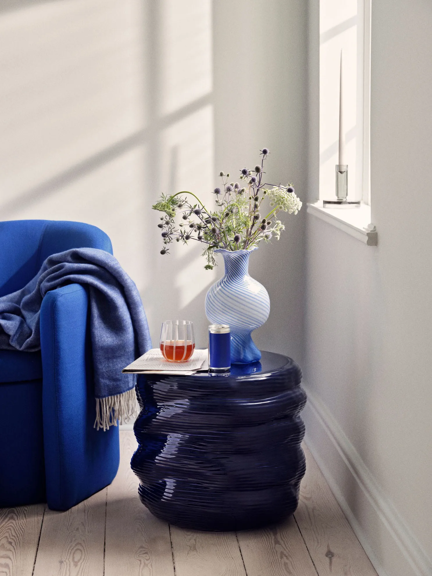 Vaso Mella, 30 cm, Blu intenso, bianco sporco Broste Copenhagen