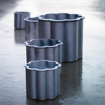 Vaso Gråsippa - Alluminio colato in sabbia, n. 1 Ø33 cm - Byarums bruk