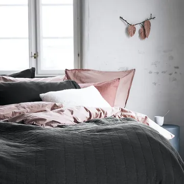 Copriletto trapuntato Magnhild 160x280 cm - Coal - byNORD