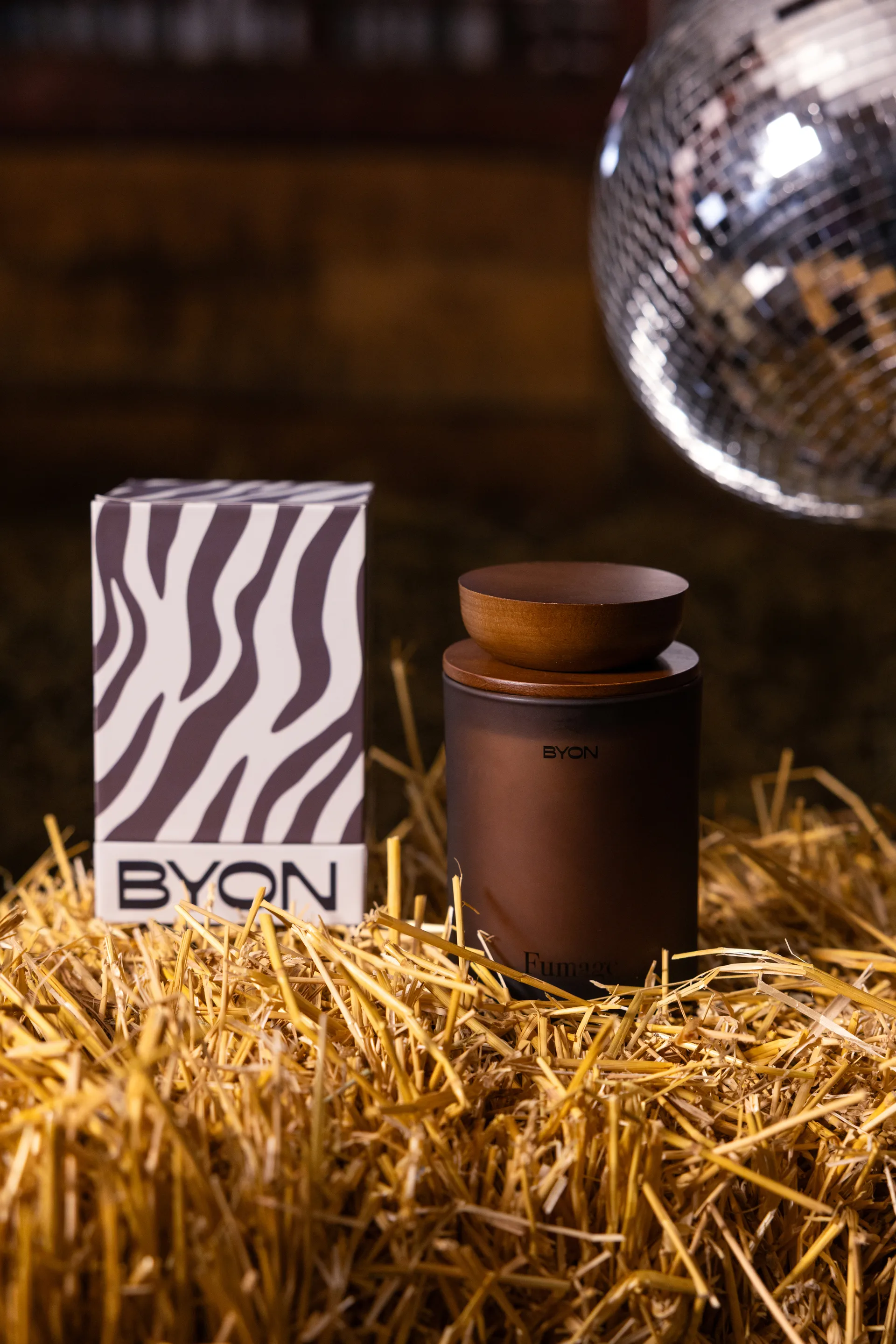 Candela profumata Fumage, 55 h Byon