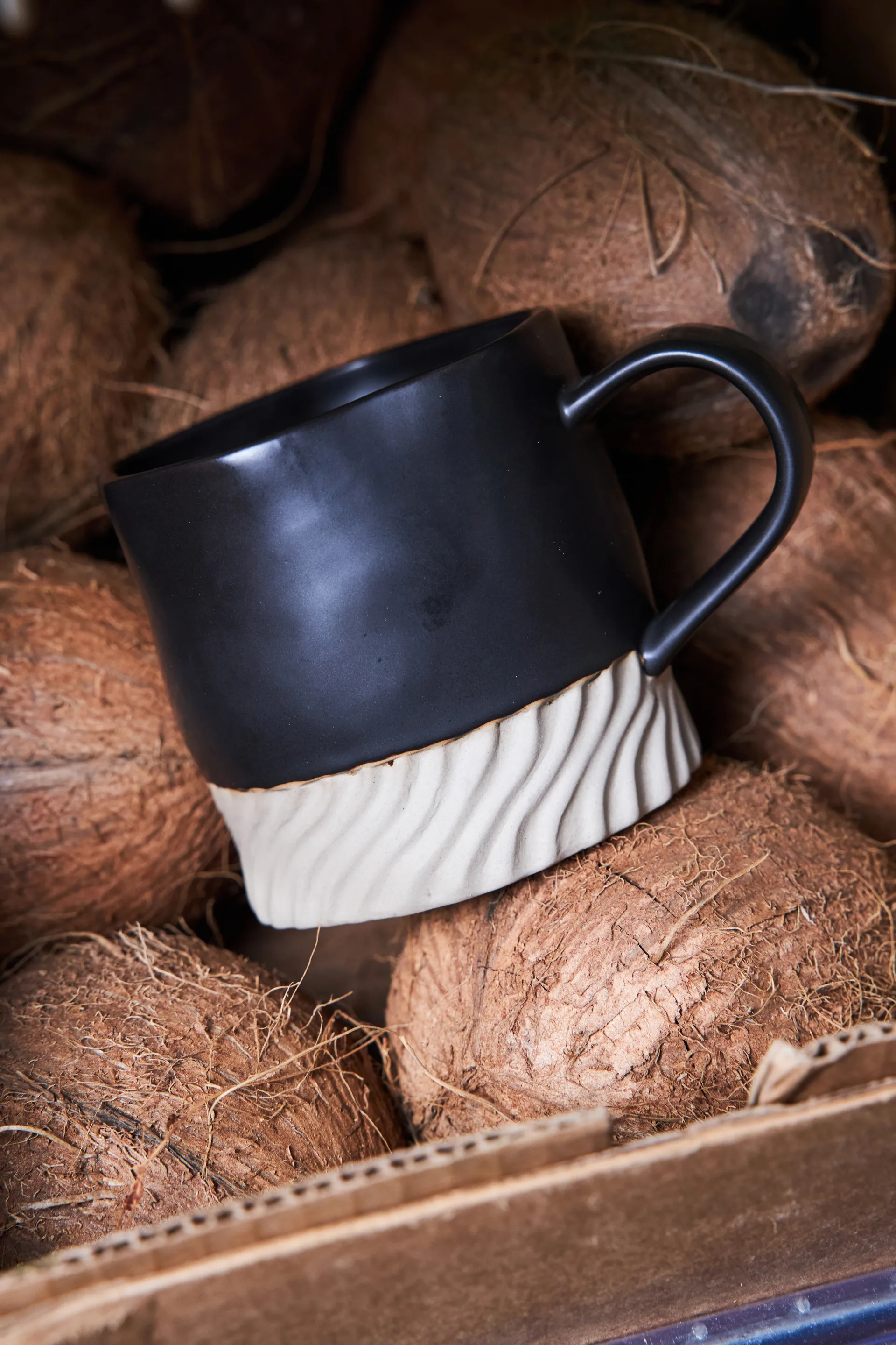 Tazza Swirl 38 cl, Nero, beige Byon