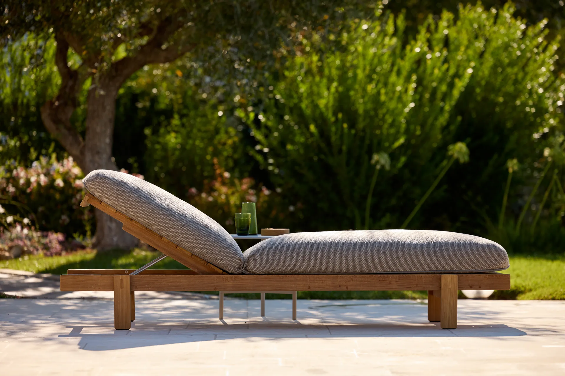 Lettino prendisole Vista, Teak Cane-line