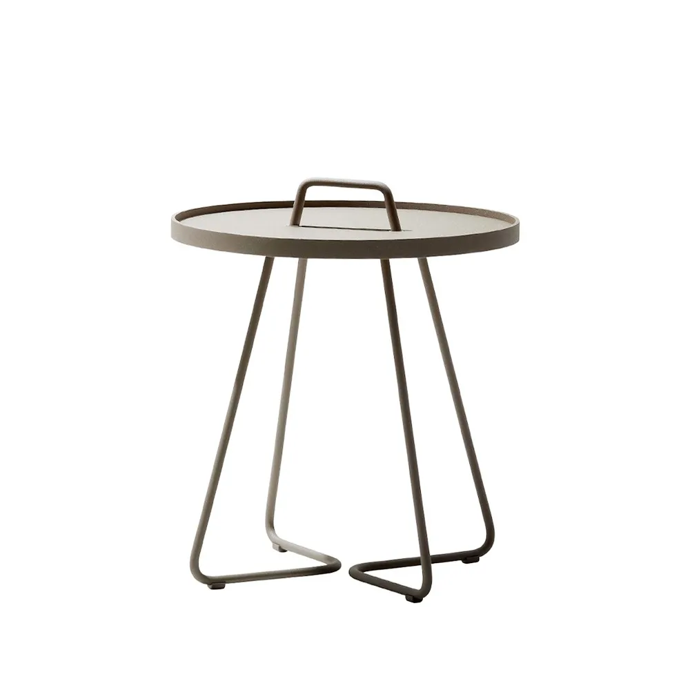Tavolo On the move Ø44 cm, Taupe Cane-line