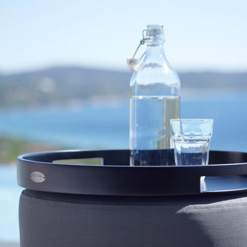 Vassoio Club, Nero, quadrato Cane-line