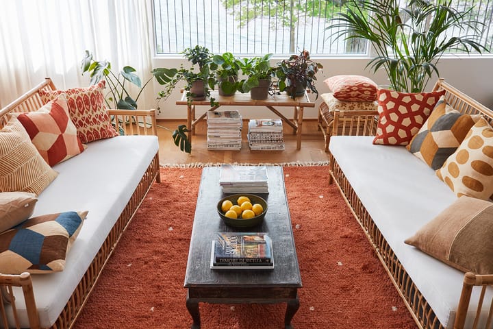 Federa Veena 50x50 cm, Light beige-apricot orange Chhatwal & Jonsson