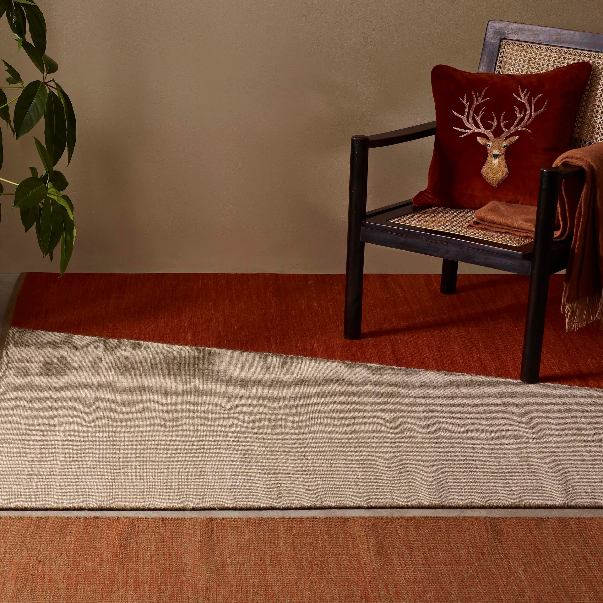 Fodera Embroidered Reindeer 50x50 cm,  Chhatwal & Jonsson
