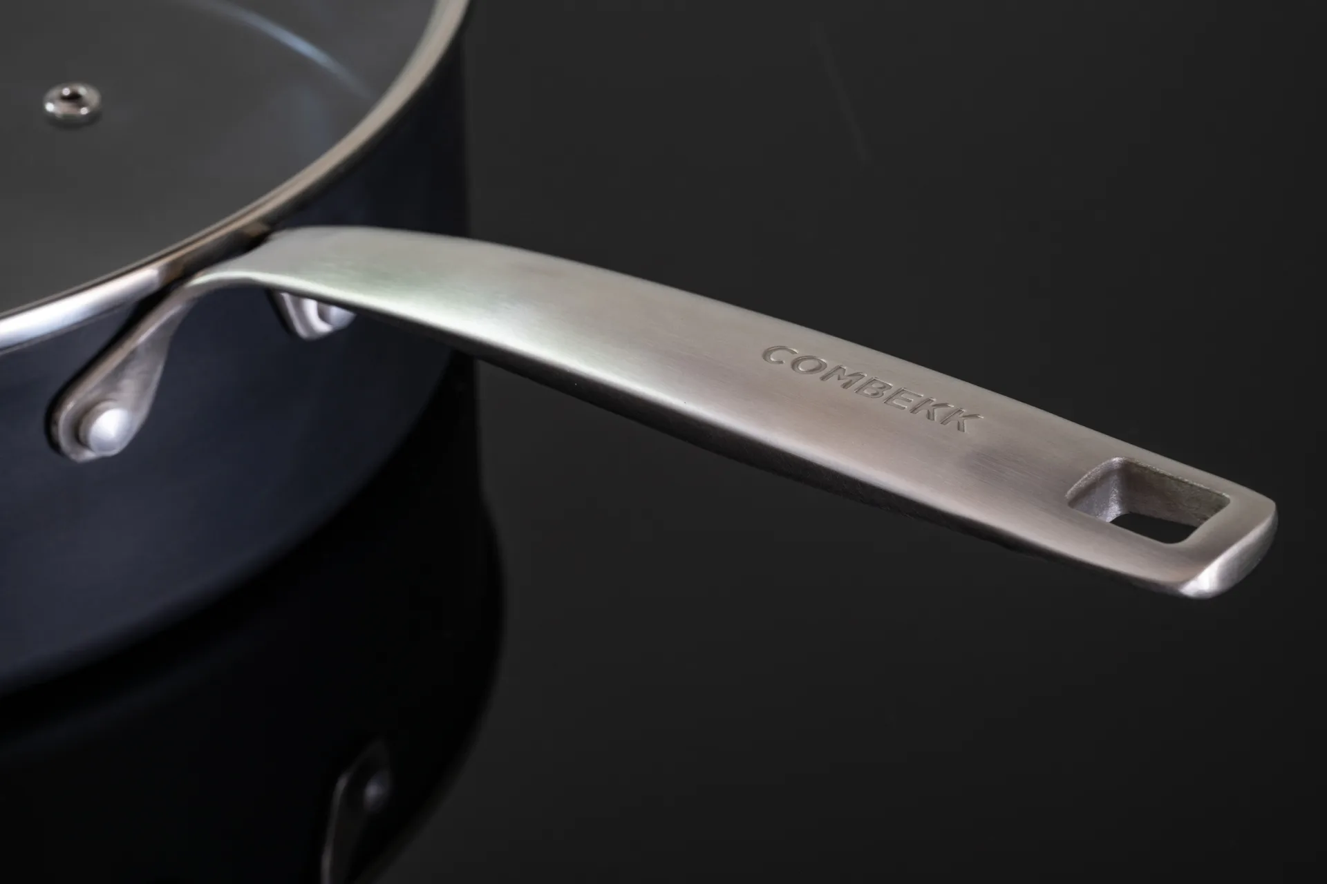 Trattoria in alluminio nera Combekk Element, Ø28 cm Combekk