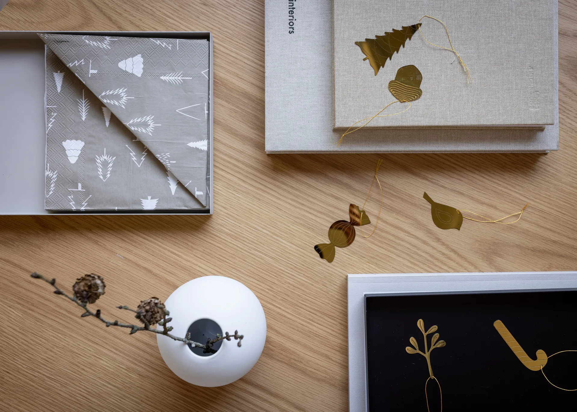 Decorazioni natalizie in ottone Cooee, confezione da 4, Uccello invernale Cooee Design