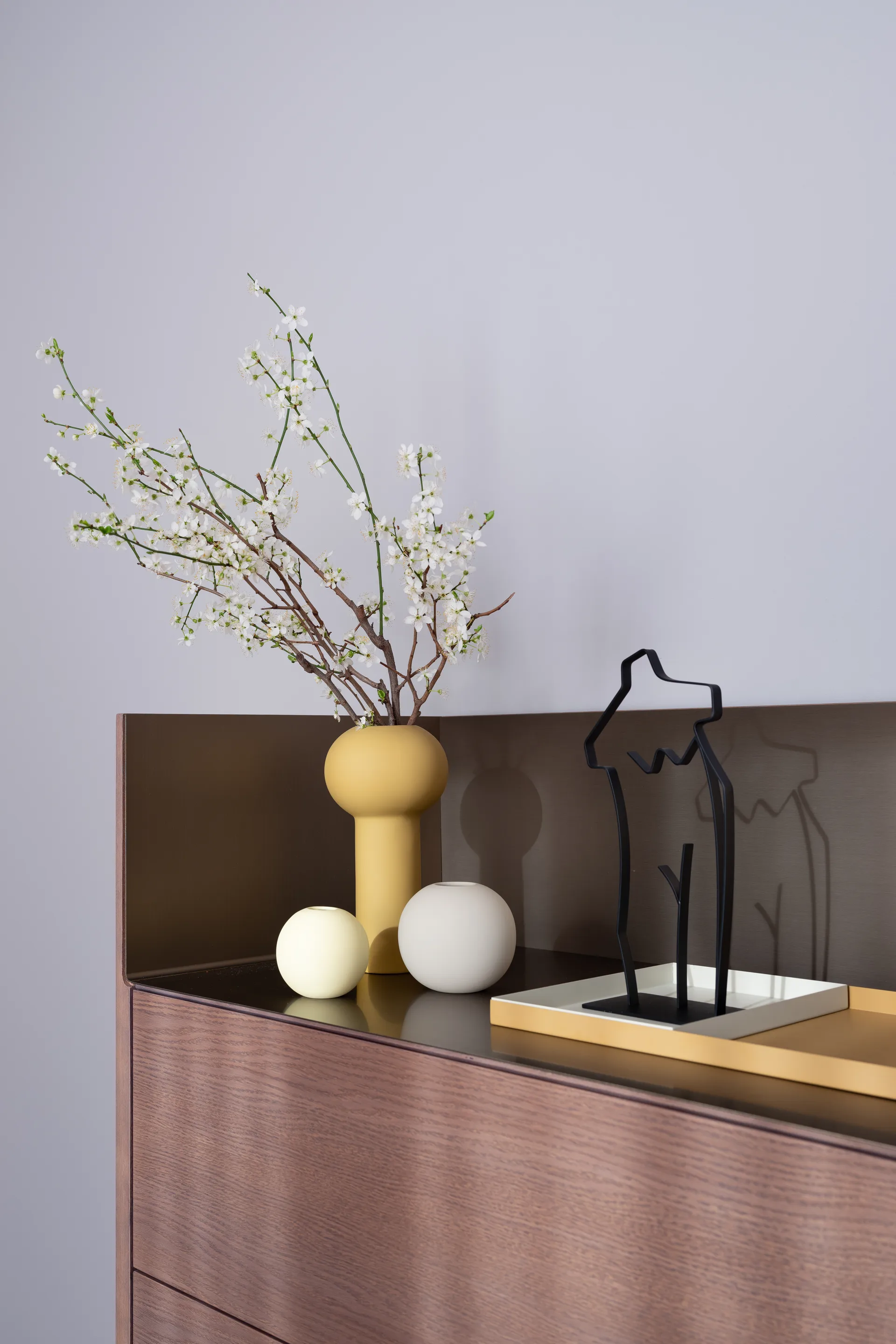 Scultura Ruth, nero Cooee Design