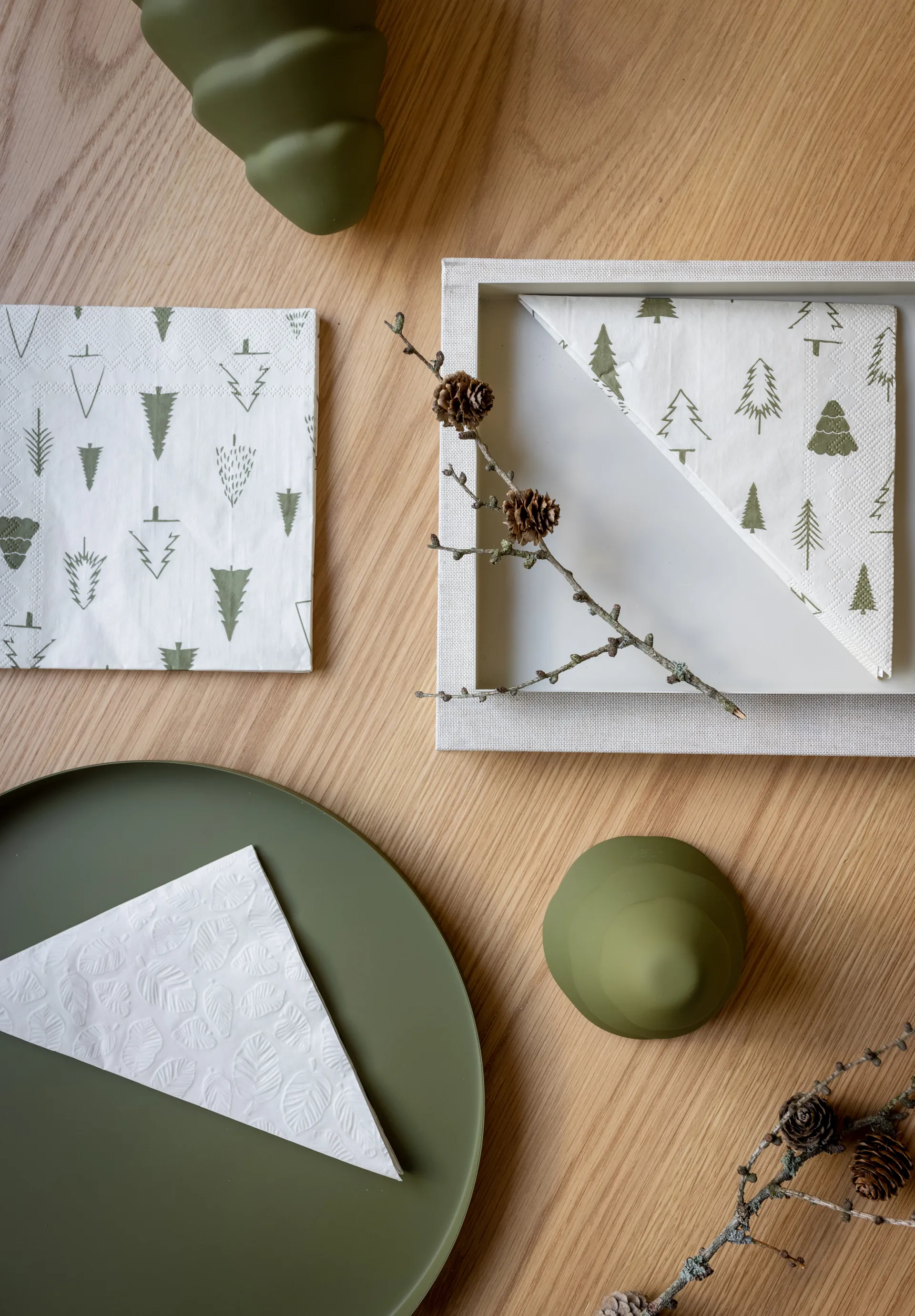Tovagliolo Woods 33x33 cm, confezione da 20, Crema, verde oliva Cooee Design