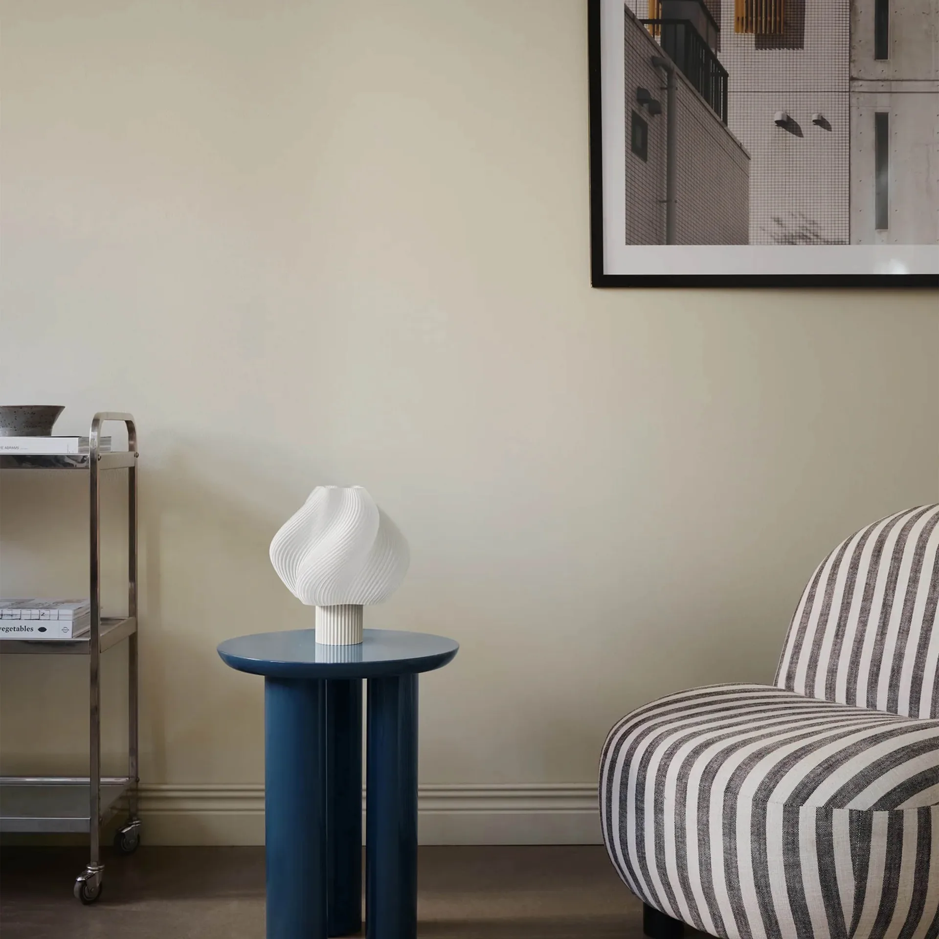 Lampada da tavolo Soft Serve, Baccello di vaniglia, Regolare, 26 cm Crème Atelier