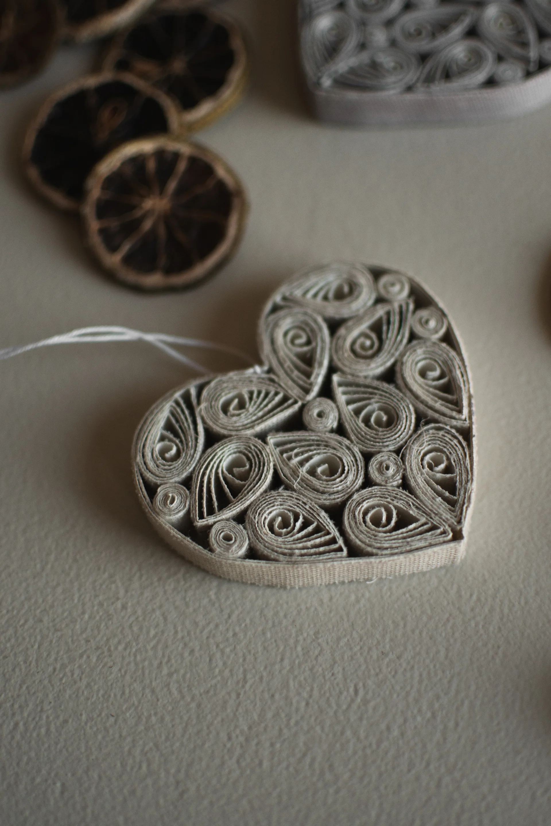 Cuore di carta 8 cm, Crema DBKD