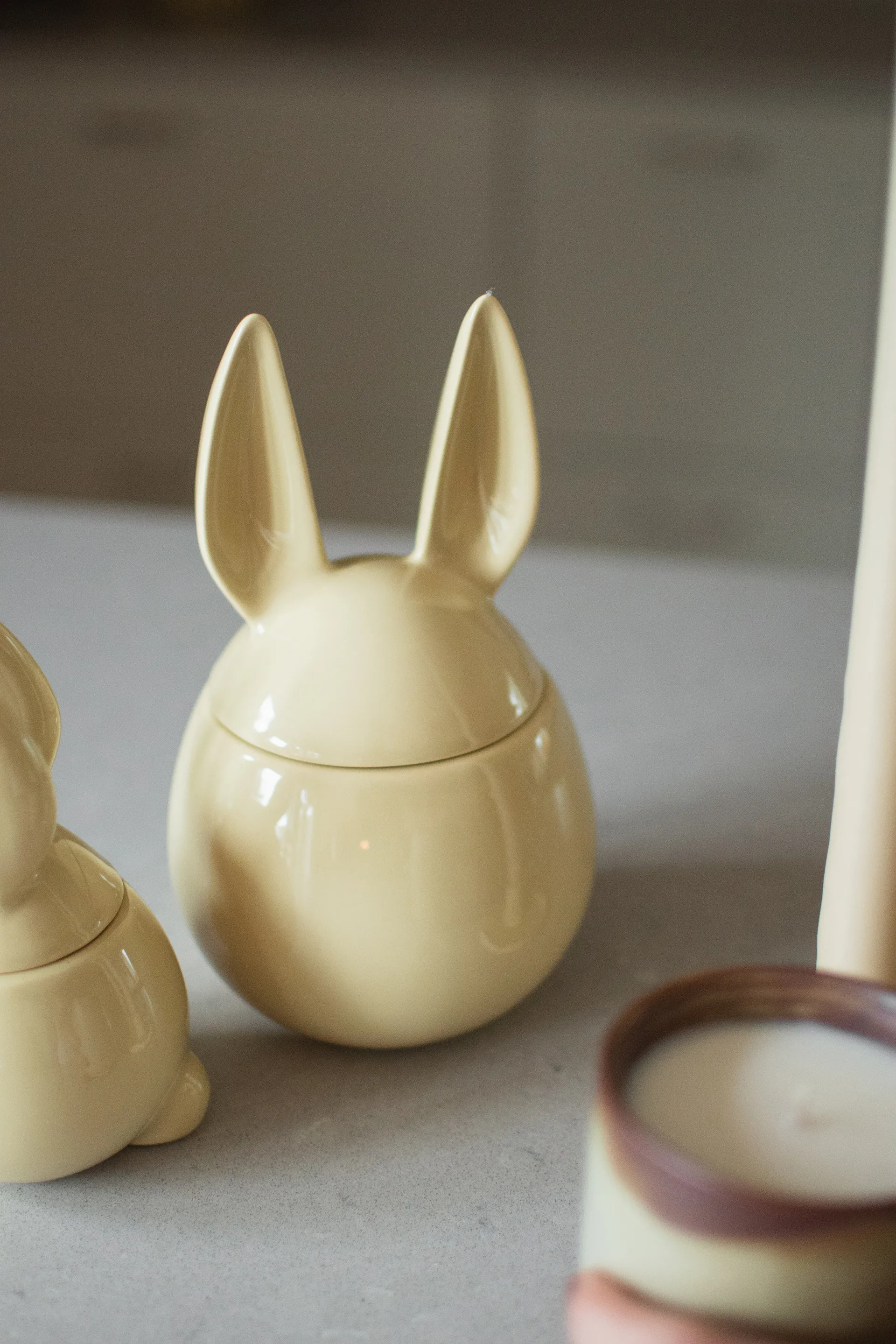 DBKD Eating rabbit ciotola grande, Giallo lucido DBKD