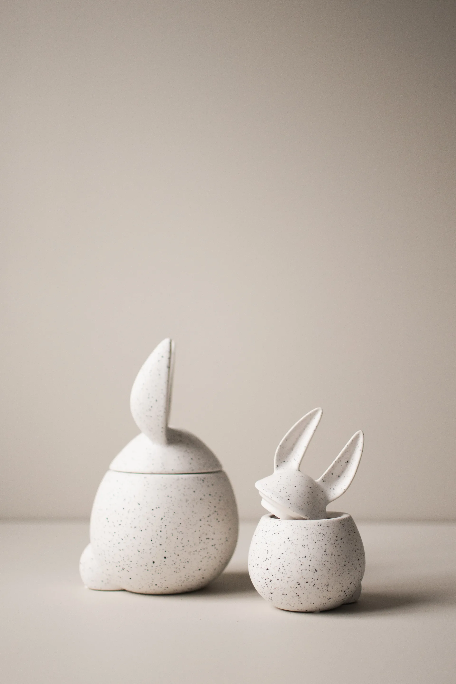 DBKD Eating rabbit ciotola piccola, White dot DBKD