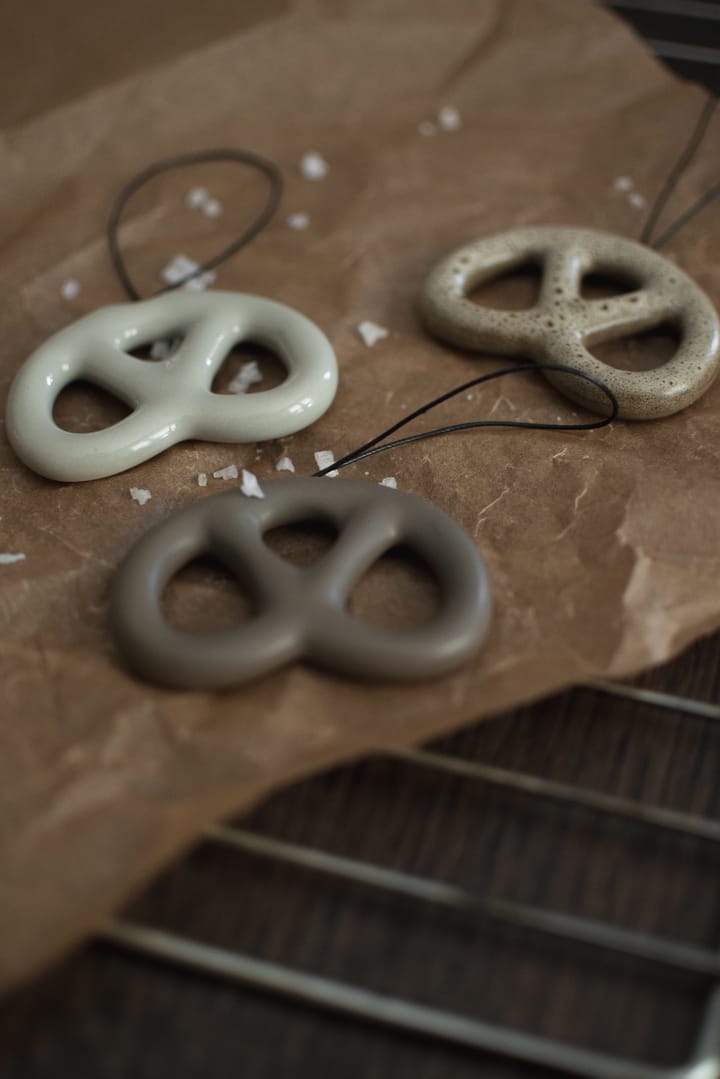 Decorazione da appendere a forma di pretzel, Shiny mole DBKD