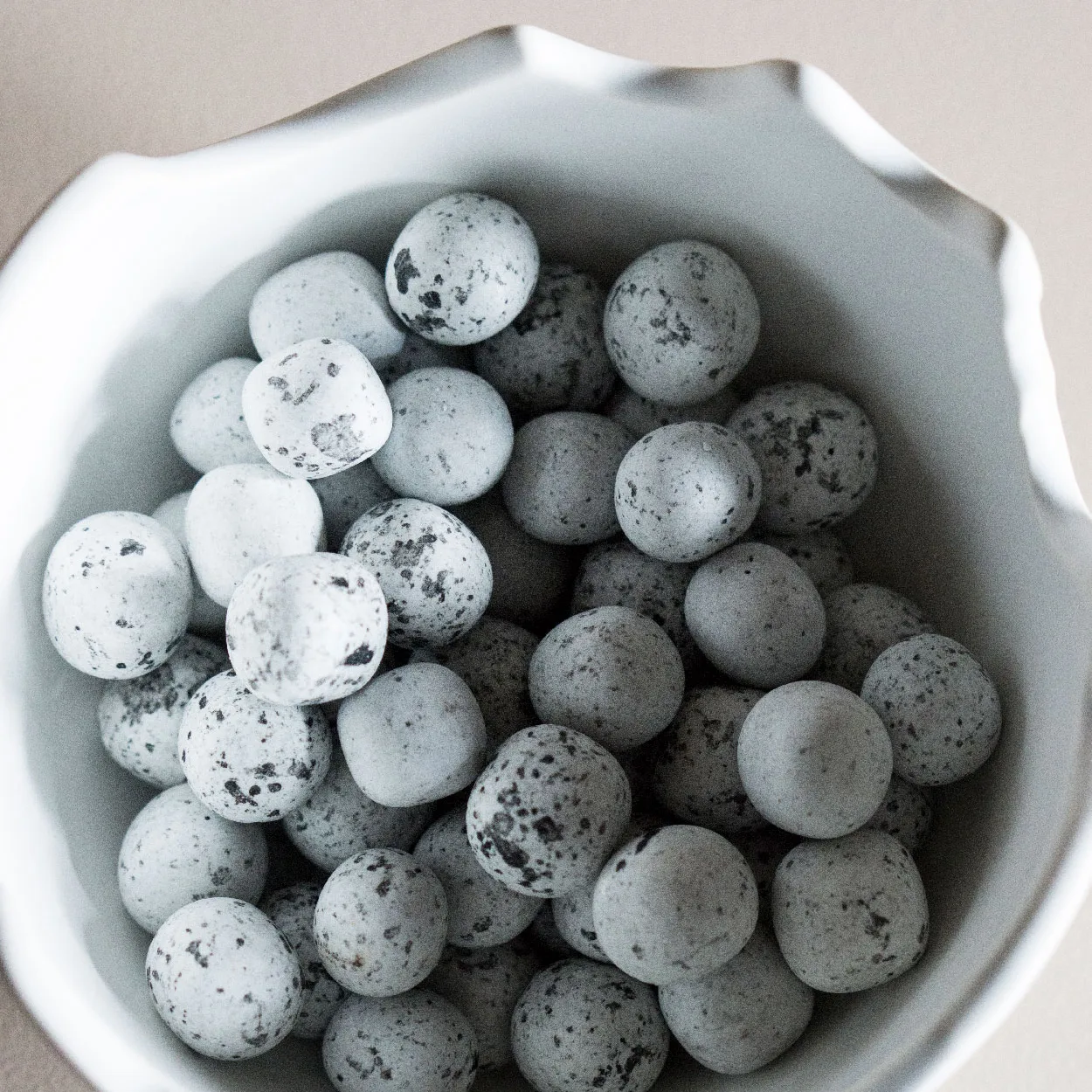 Happy Easter ciotola guscio d'uovo grande, Bianco DBKD