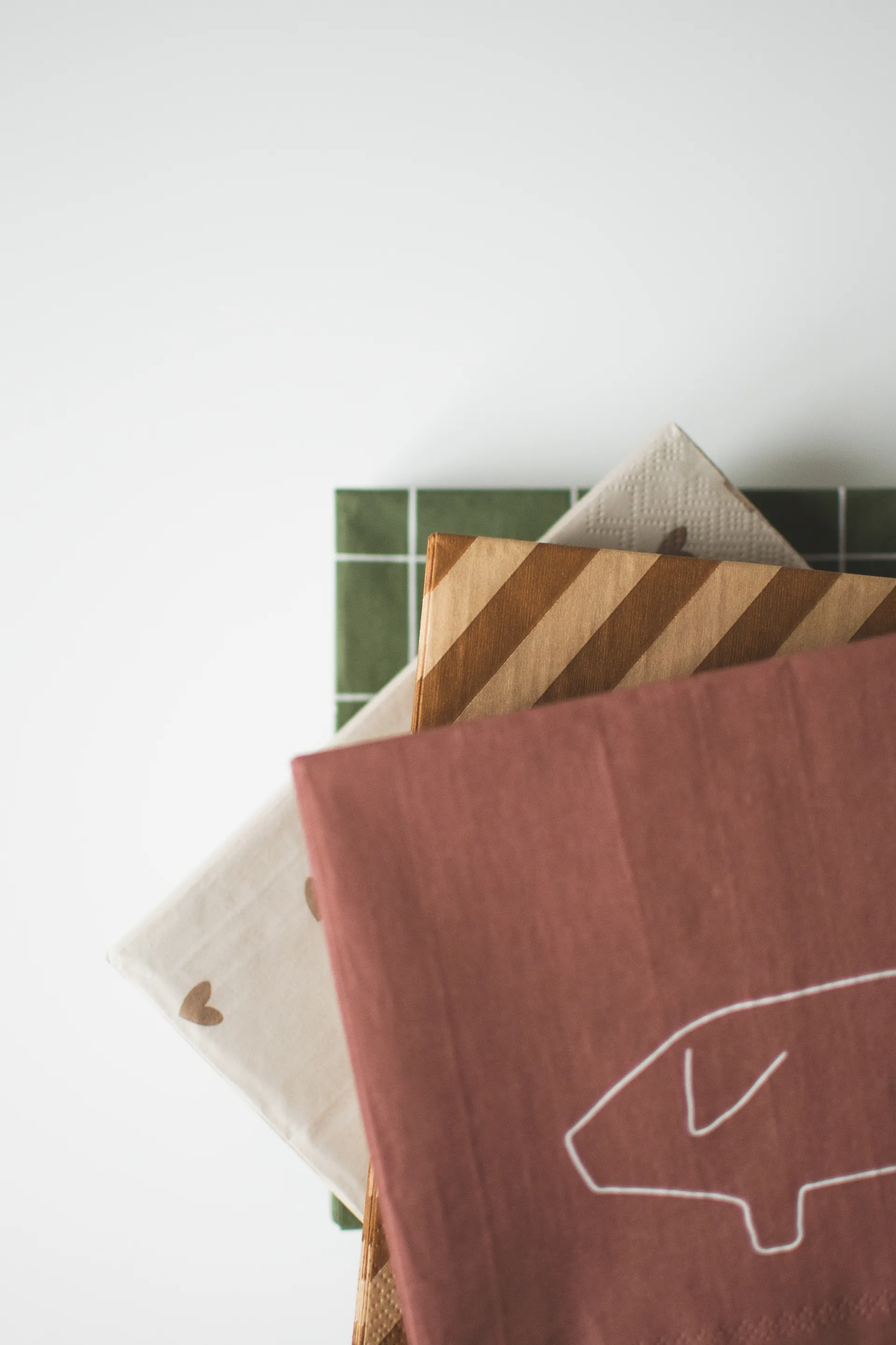 Salviette di carta Swedish pig 33x33 cm confezione da 20, Rosso DBKD