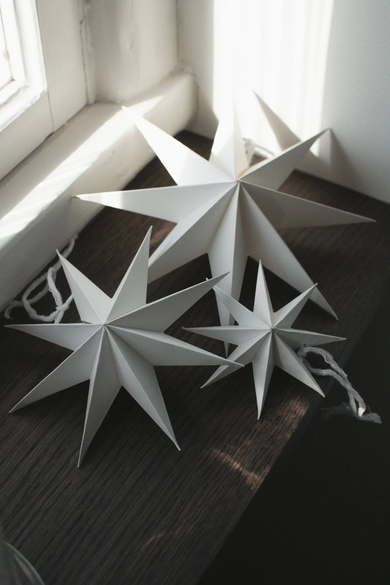 Stella invernale di carta decorativa, Bianco, medio, Ø14 cm DBKD