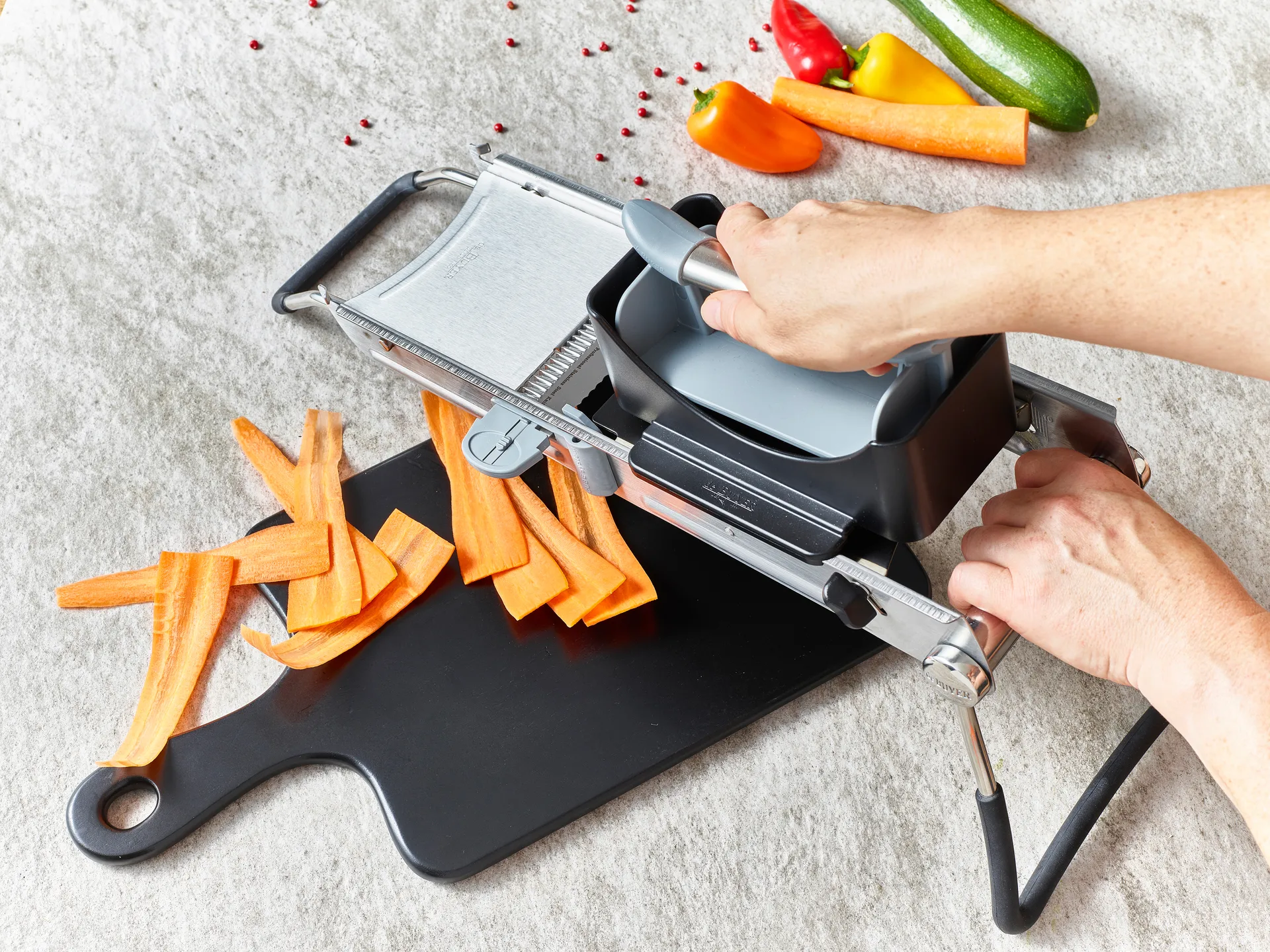 2 accessori spingi-mandolina Revolution, Nero De Buyer