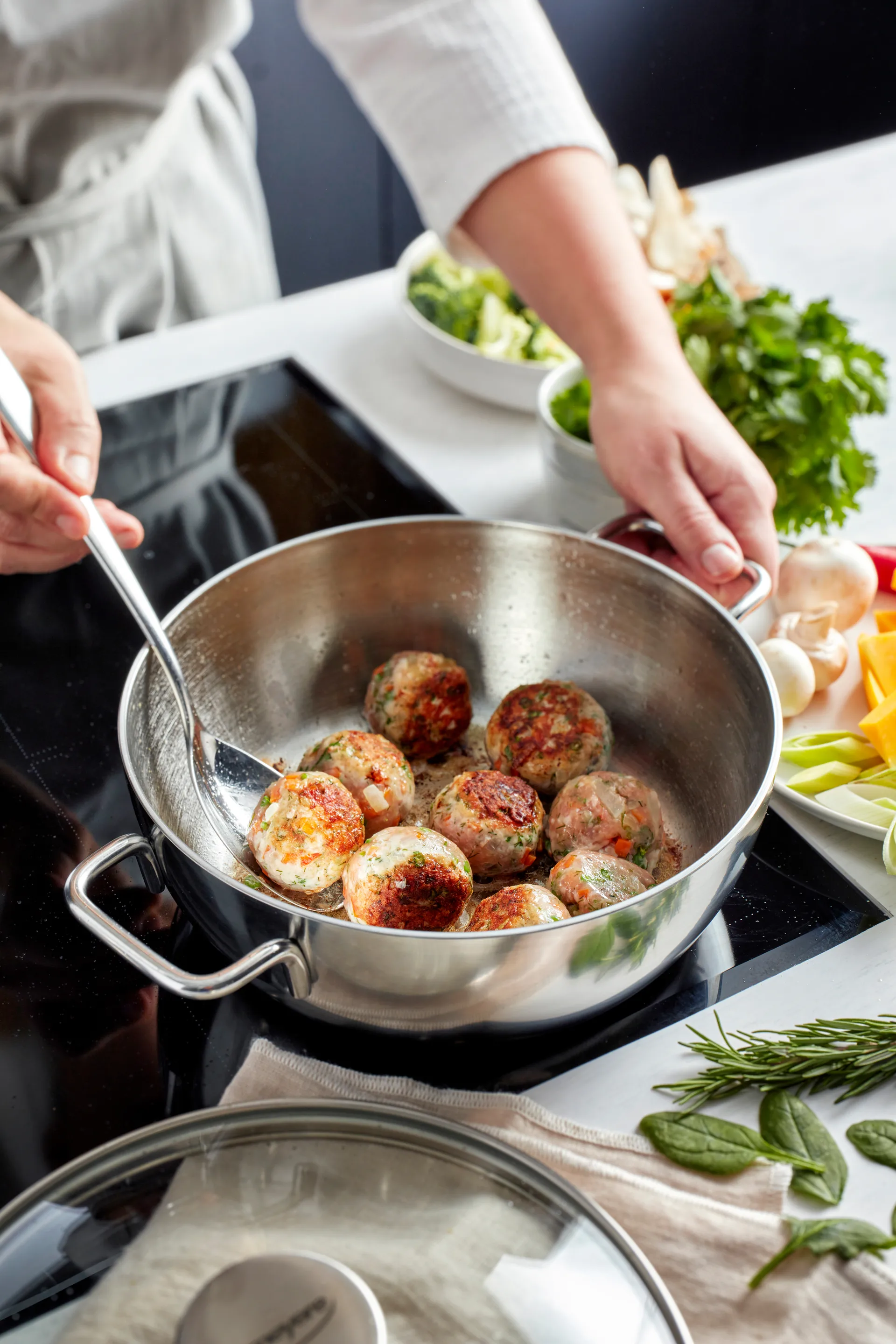 Padella da servizio in acciaio inox Demeyere Apollo 7, 3,3 L Demeyere