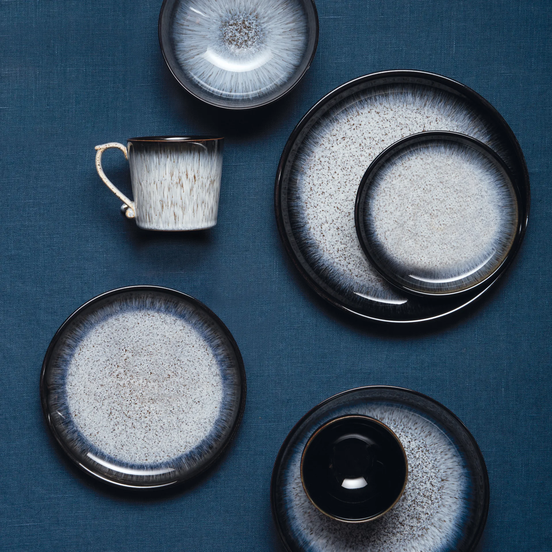 Piatto Halo Coupé, 21 cm, Blu, grigio, nero Denby