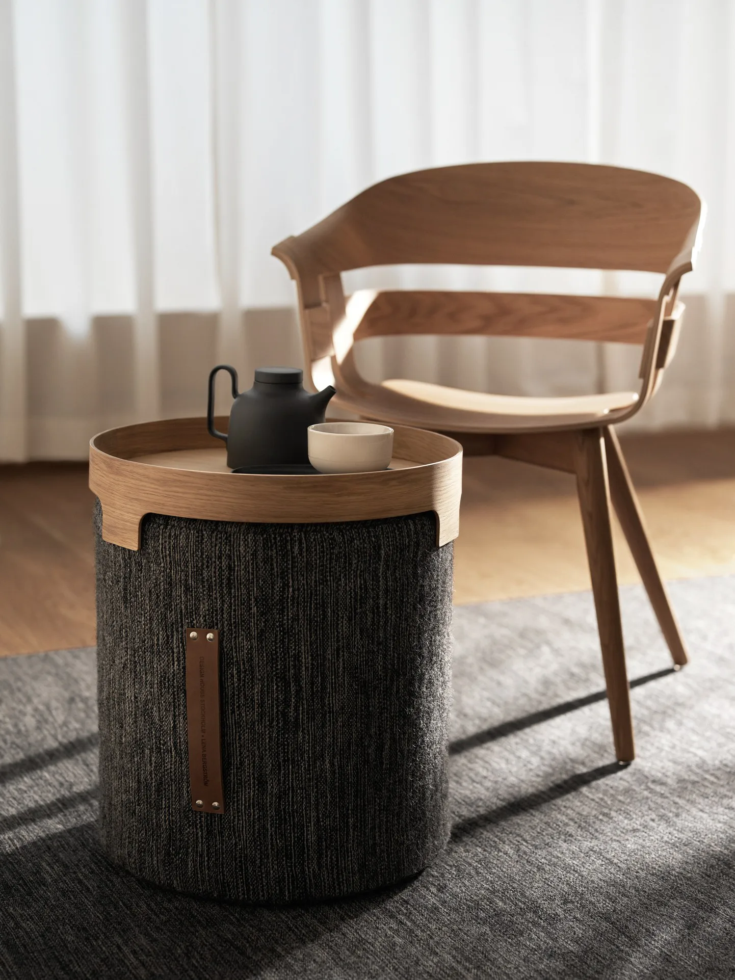 Björk sgabello rotondo alto, Grigio scuro, Ø45x45 cm Design House Stockholm