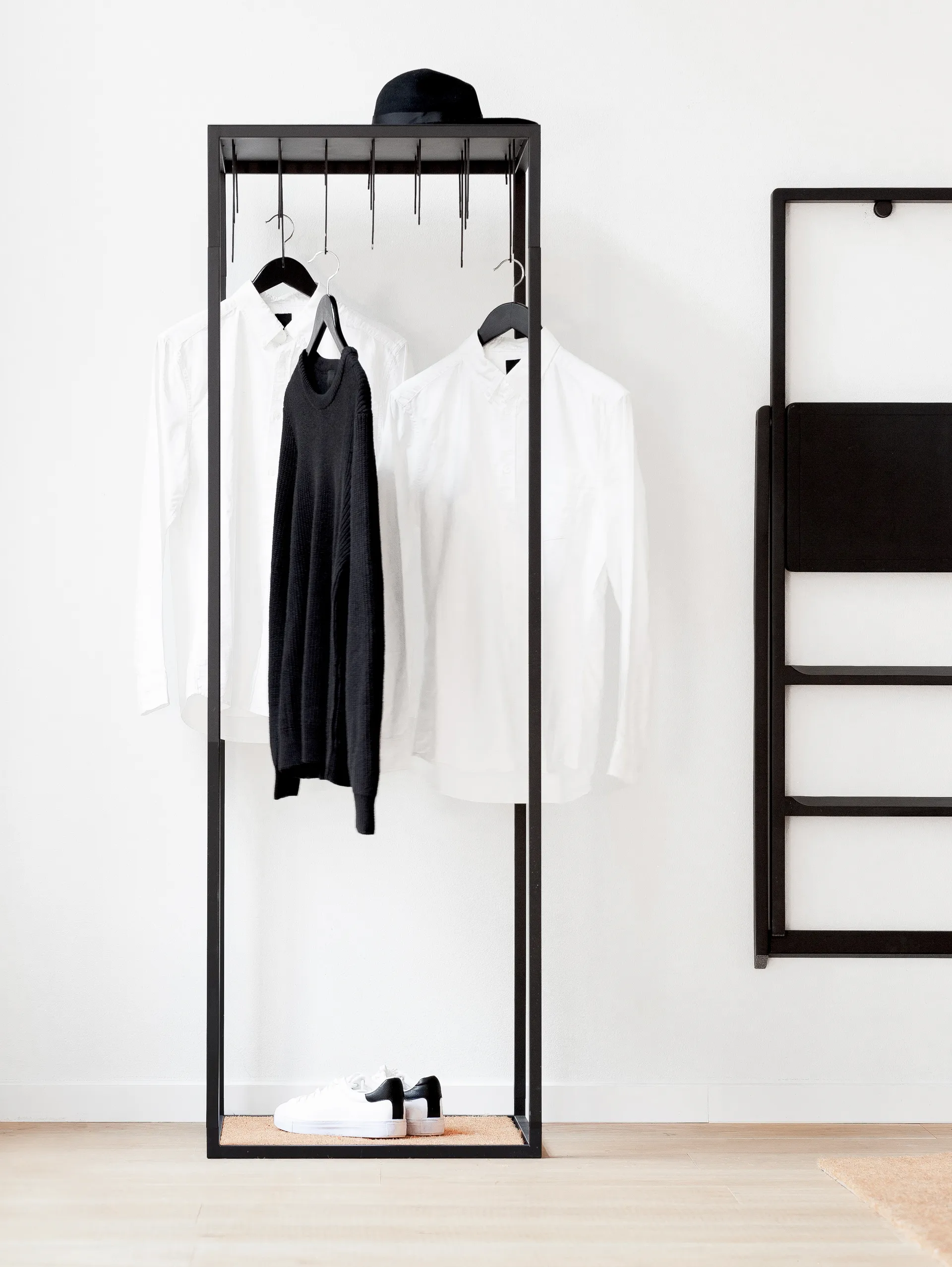 Scaletta, Laccato nero Design House Stockholm