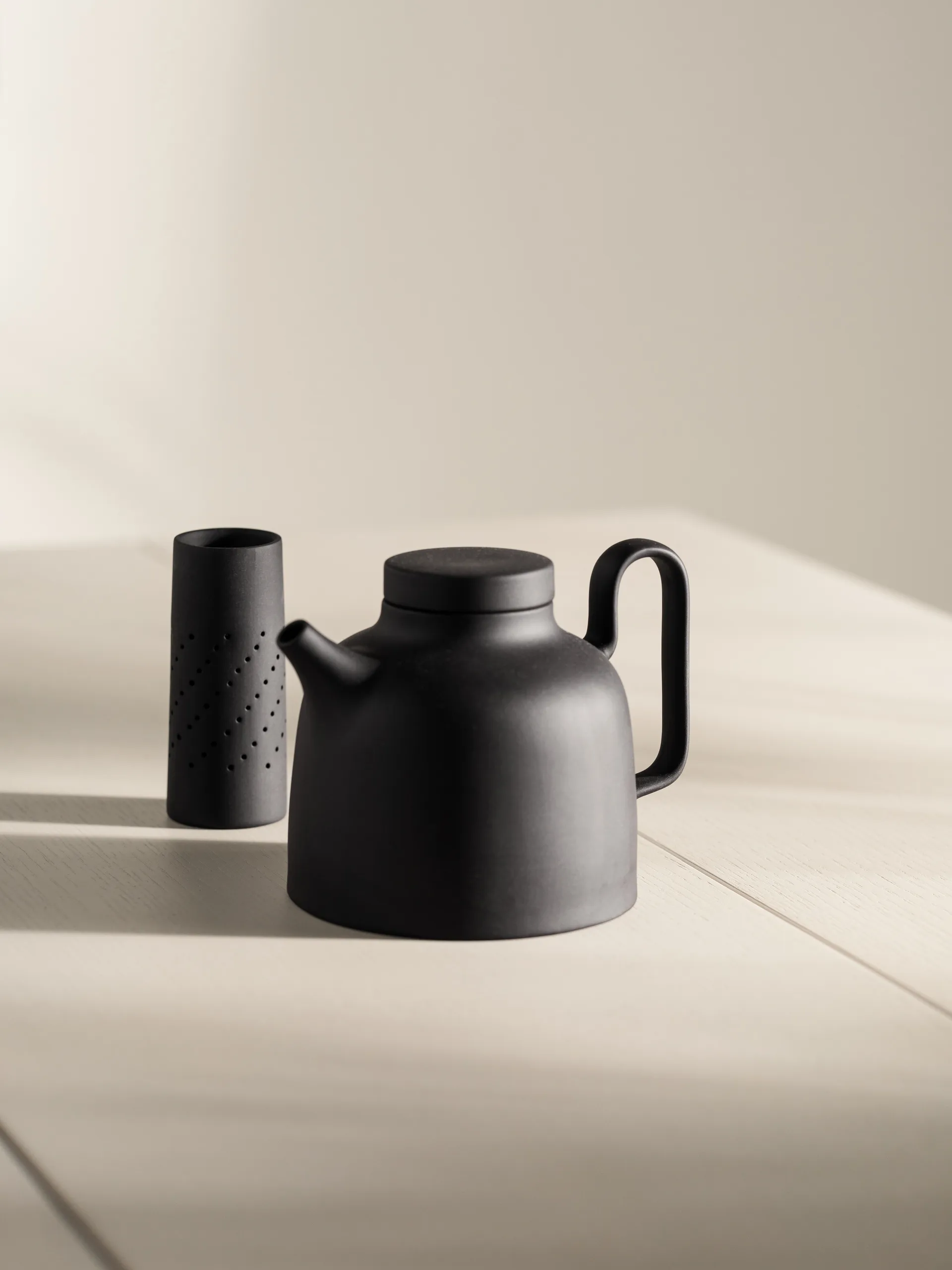 Teiera Sand 65 cl, Black clay Design House Stockholm