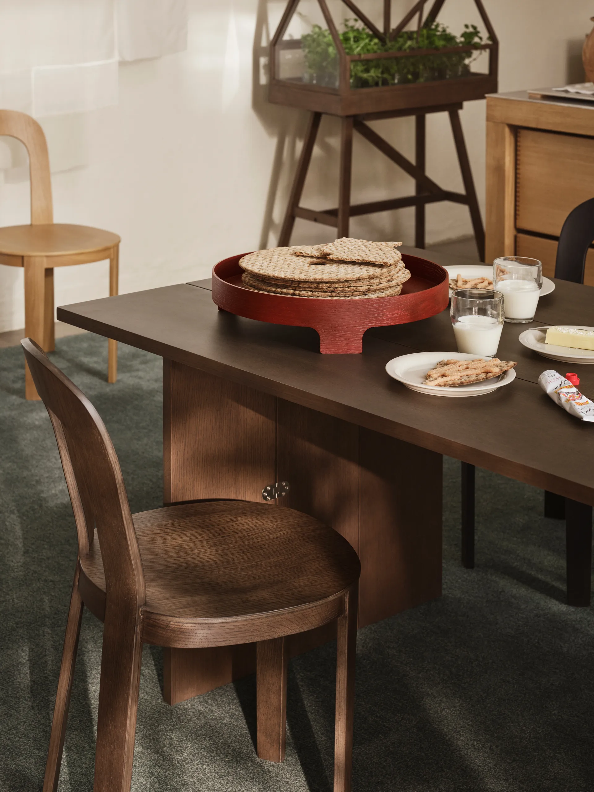 Vassoio Bridge, Rosso, Ø42 cm Design House Stockholm