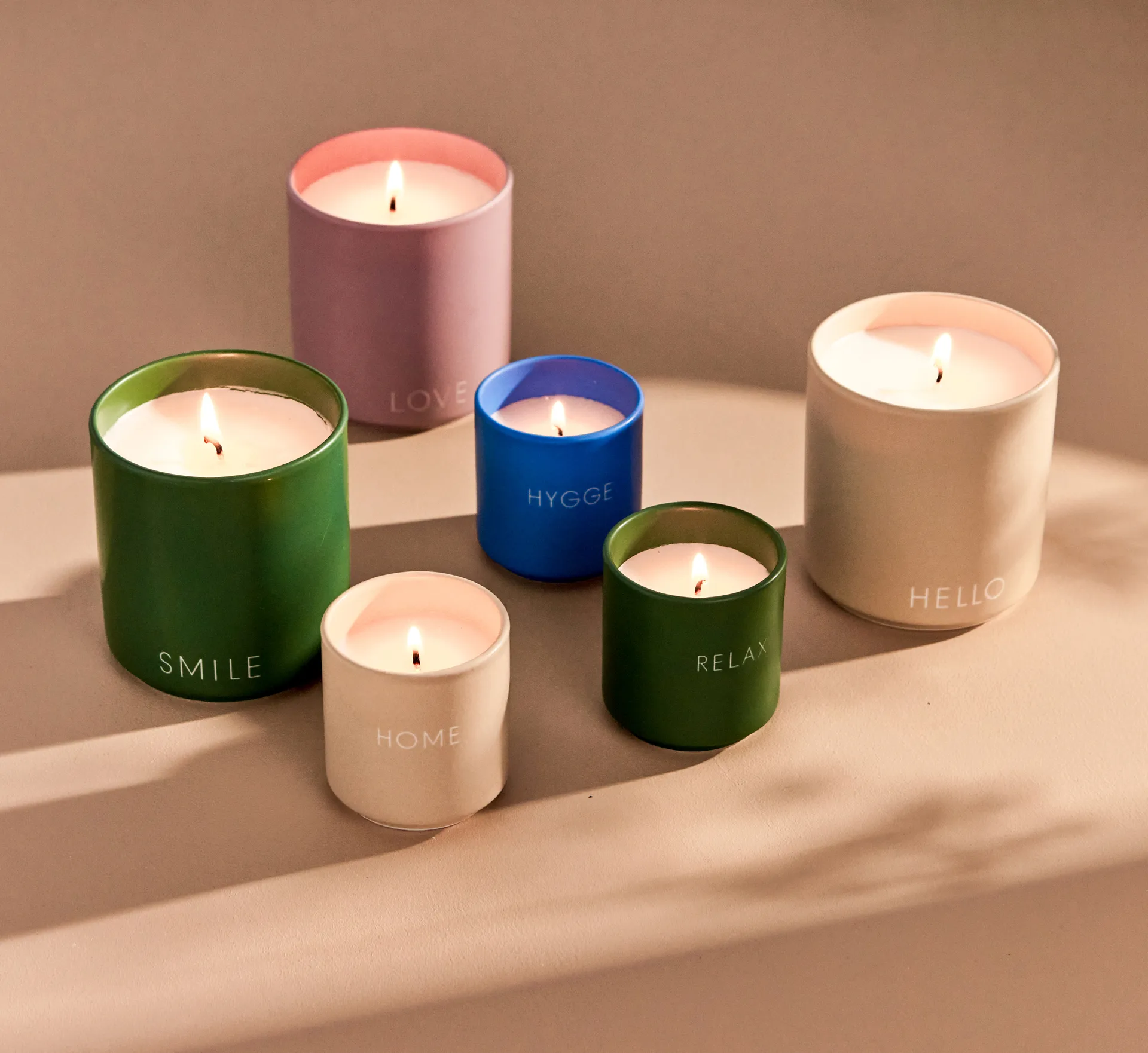 Candela profumata Design Letters Ø 8 cm, Smile, grass green Design Letters