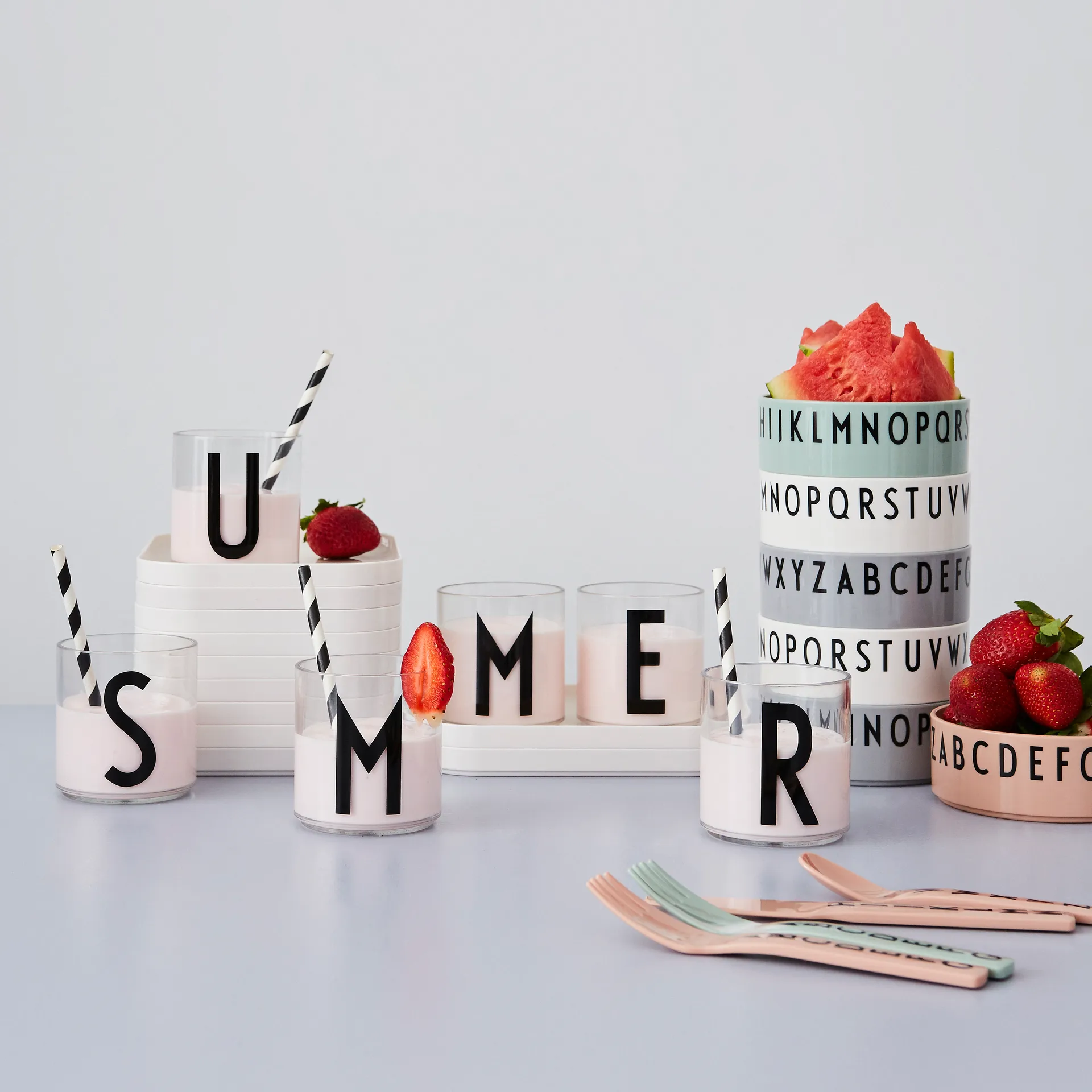Posate per bambini in melammina Design Letters, Nude Design Letters
