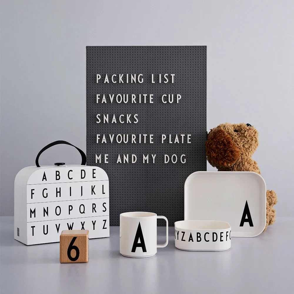 Set di stoviglie per bambini Design Letters, N Design Letters