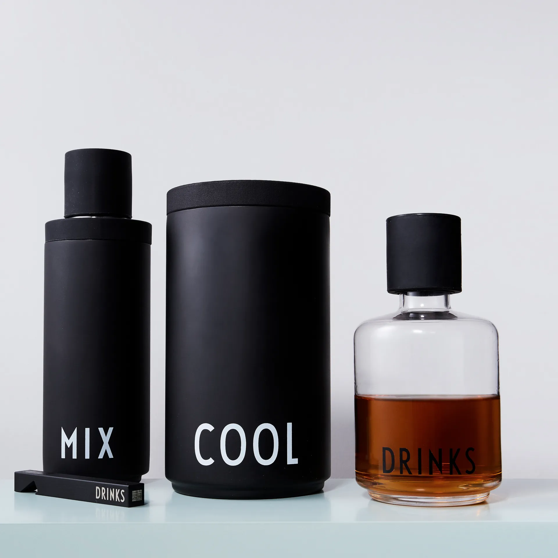 Shaker Design Letters nero, 23 cm Design Letters