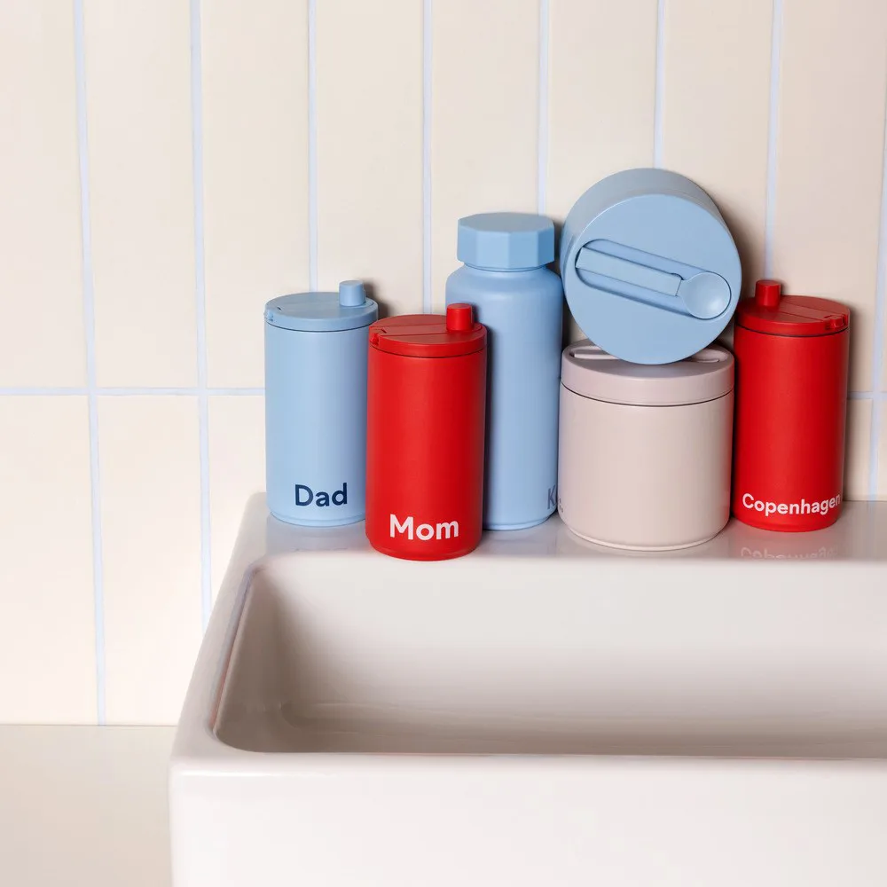 Tazza da viaggio Design Letters 35 cl, Copenhagen-Corallo Design Letters