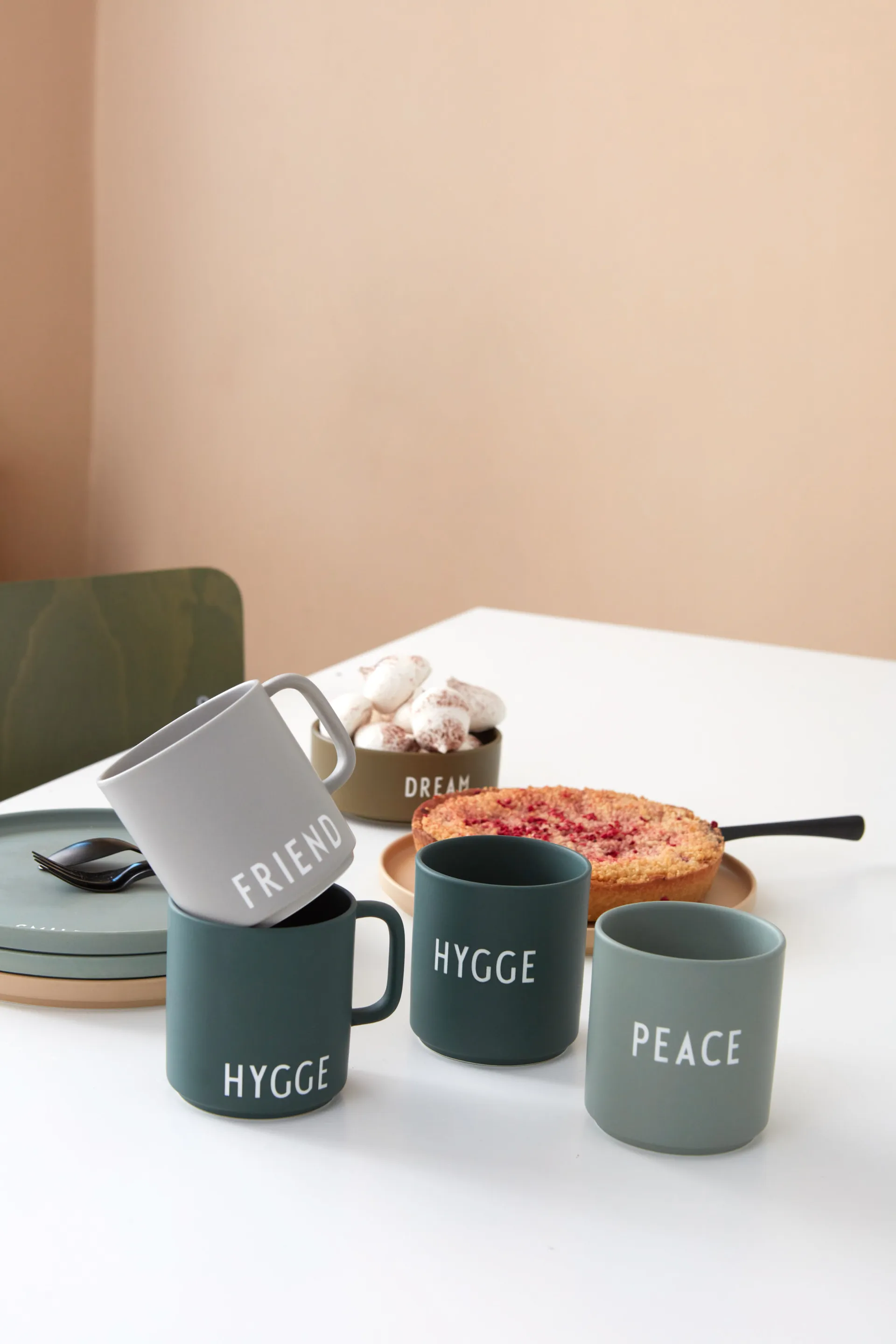 Tazza preferita con manico Design Letters 25 cl, Friend-grigio Design Letters