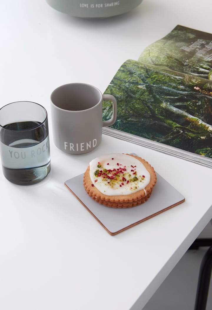 Tazza preferita con manico Design Letters 25 cl, Friend-grigio Design Letters