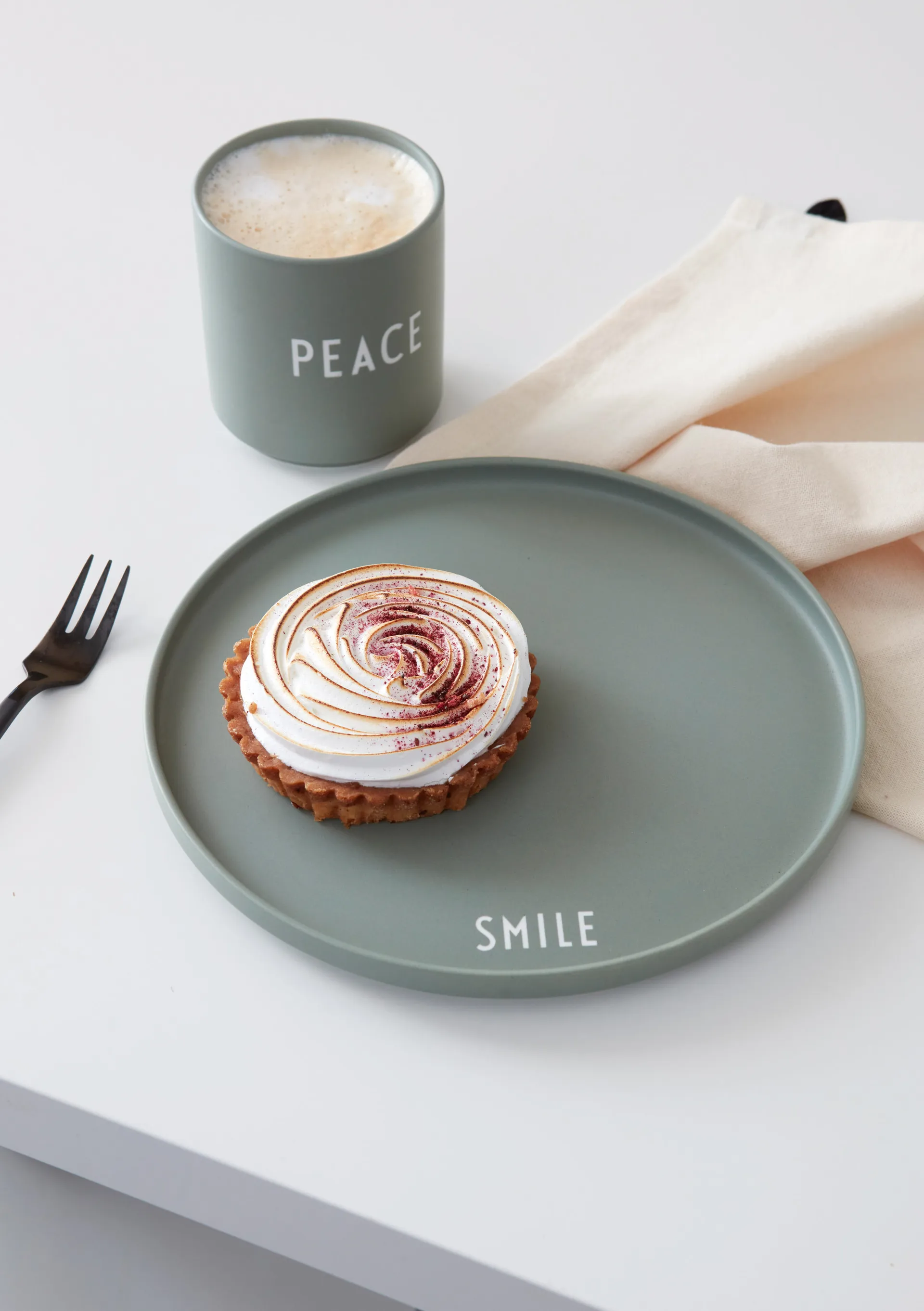 Tazza preferita Design Letters 25 cl, Peace-green Design Letters