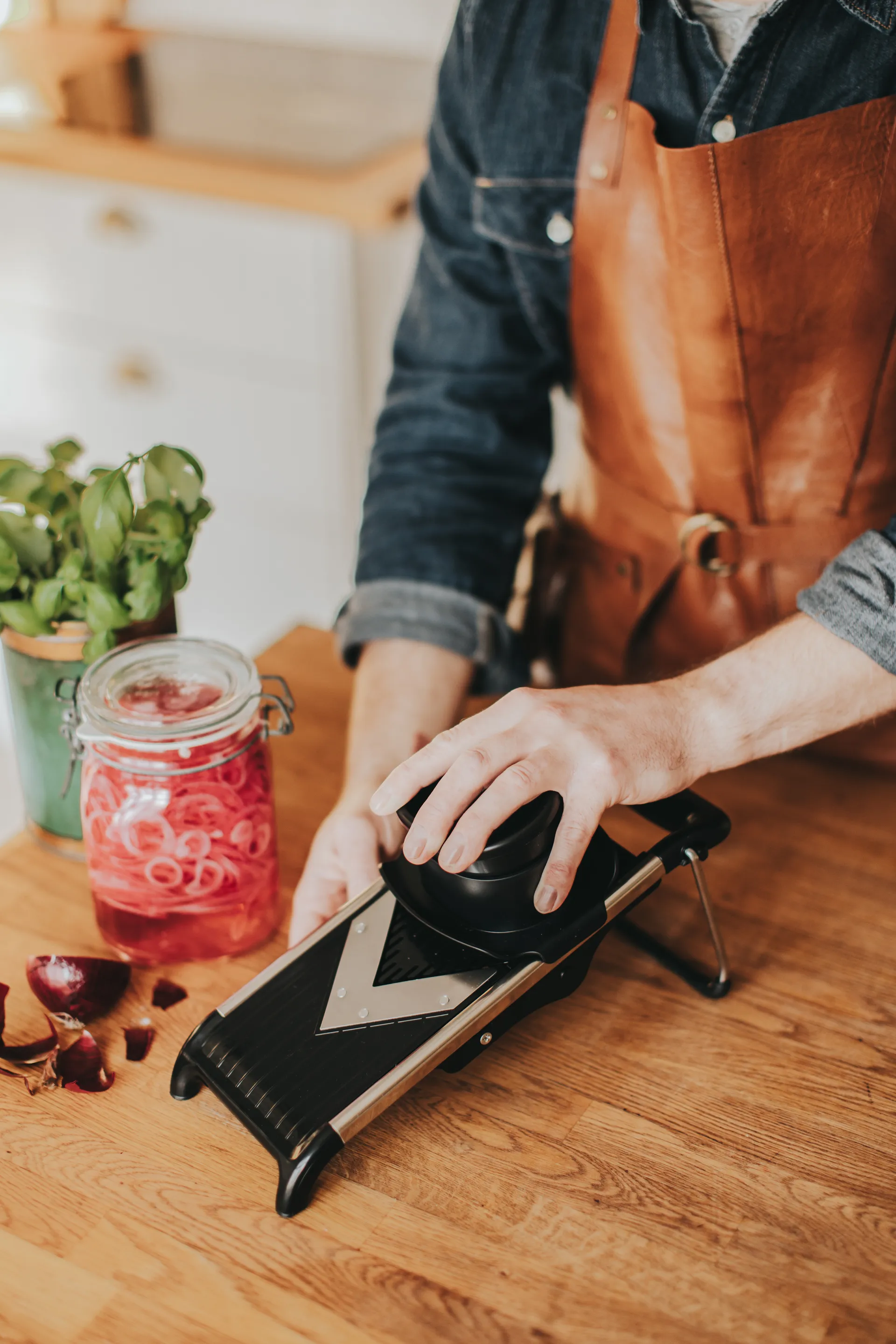 Mandolina Mara con supporto, 31,3x14,2x10,5 cm Dorre