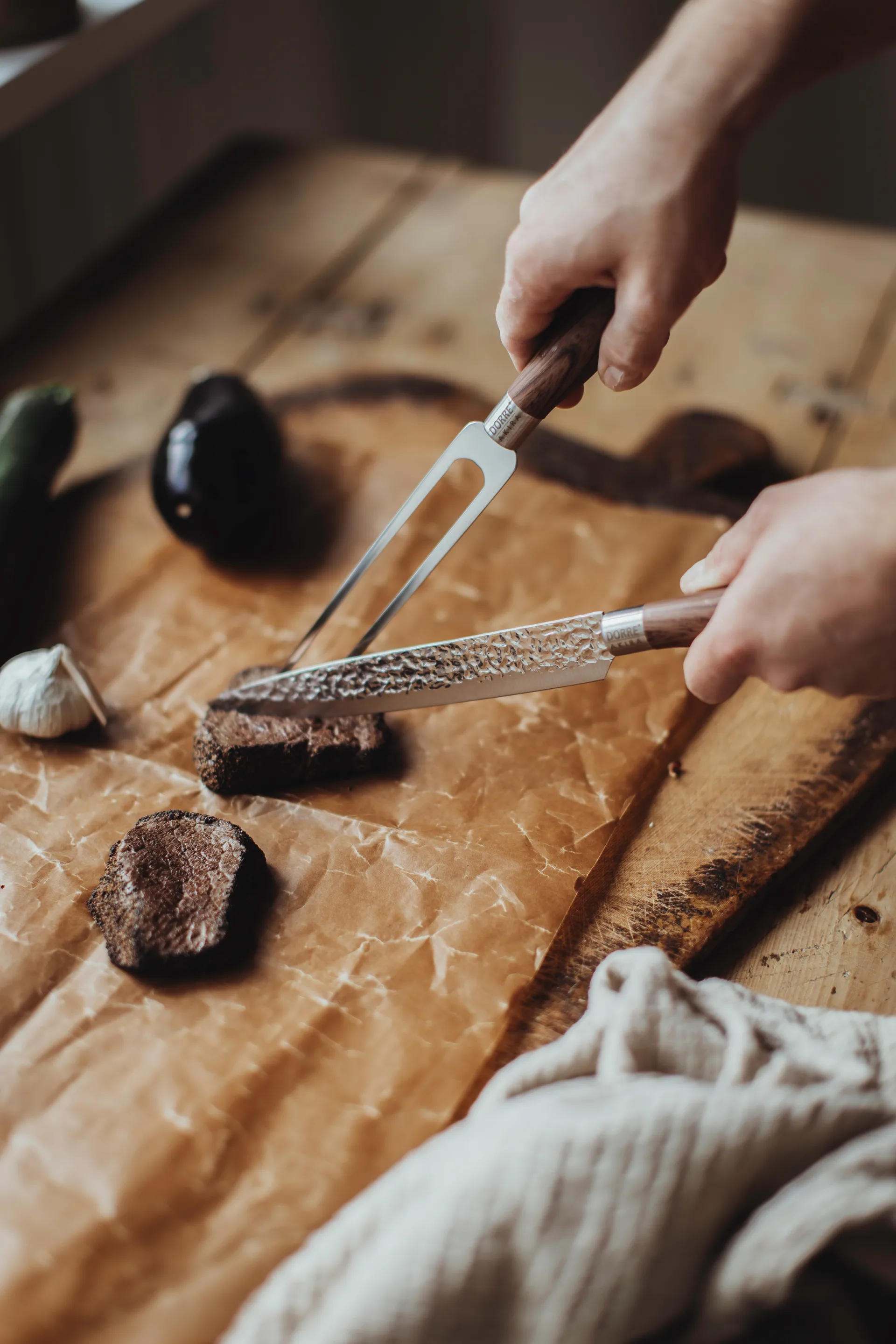 Set tagliere Akira 2 pezzi, Acciaio inossidabile Dorre