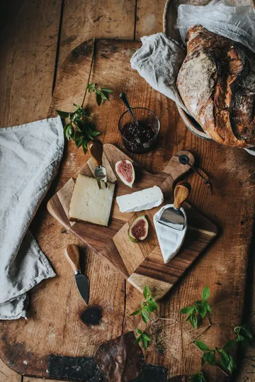 Tagliere per formaggi motivo spina di pesce set 4 pezzi Ollie - FSC Acacia - Dorre