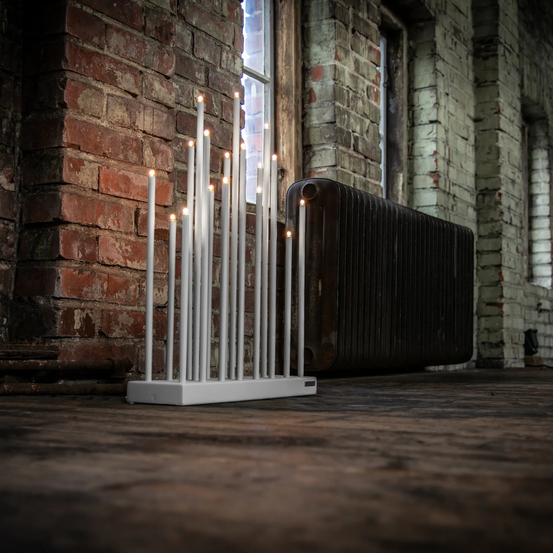 Portacandele elettrico Elflugan Grande, Grigio chiaro Elflugan