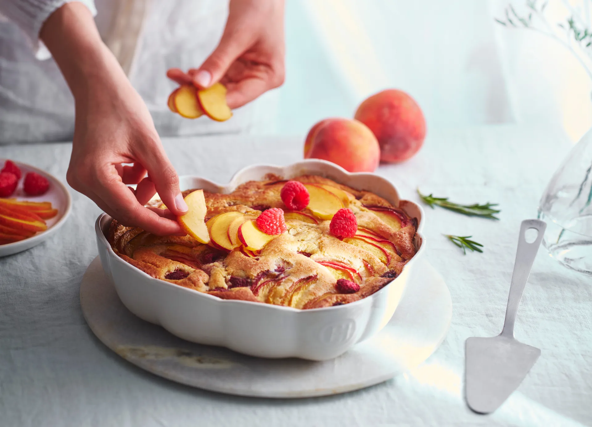 Stampo per cuori Madeleine Emile Henry, Crema Emile Henry